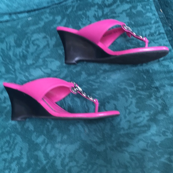 Gorgeous Diego Di Lucca wedge heel step ins - Picture 3 of 4